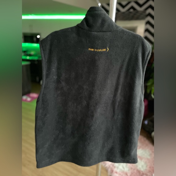 Columbia Fleece Vest Black. - Picture 6 of 8